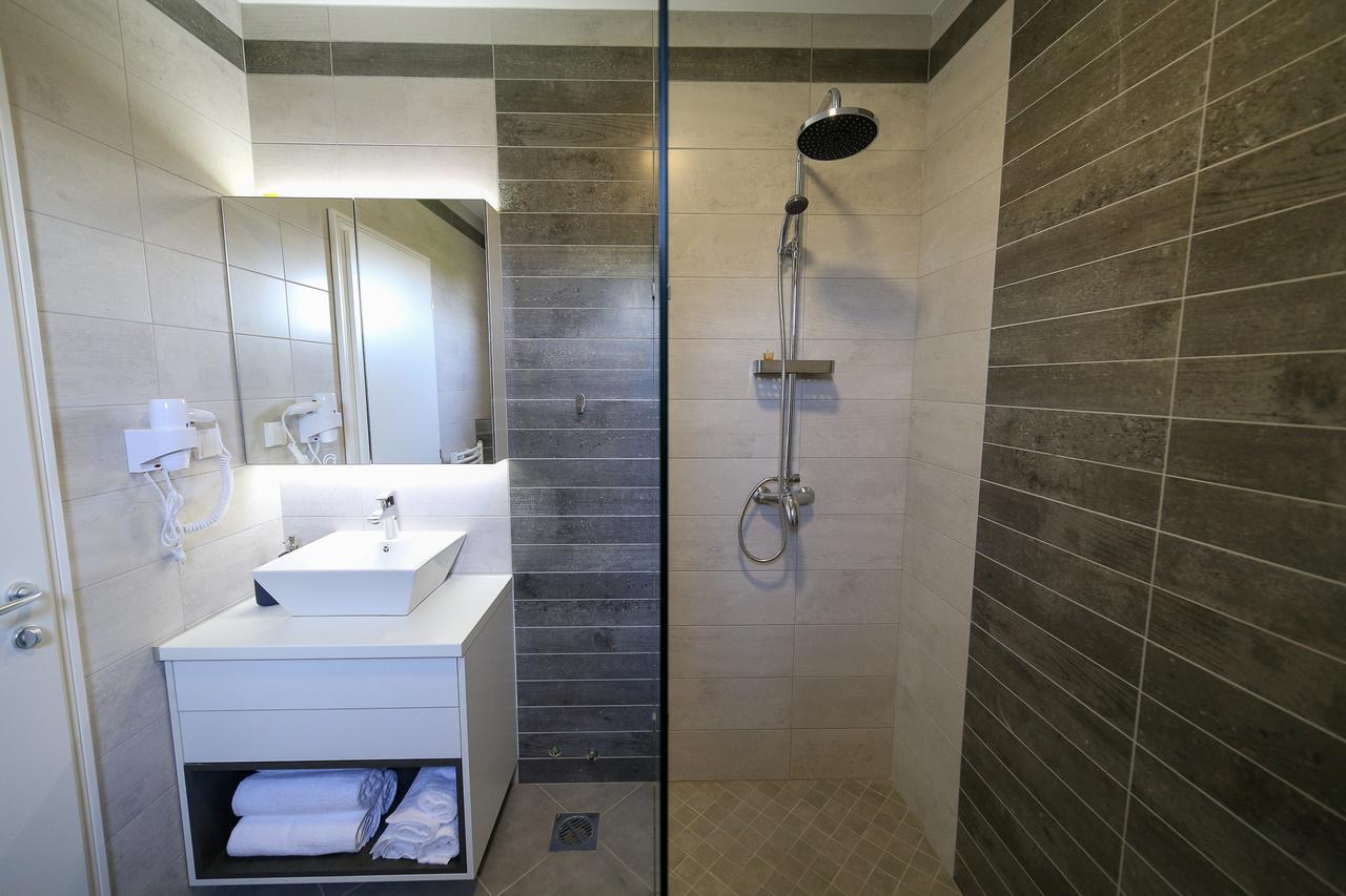 סמדרבו Guesthouse & Restaurant Tekovina מראה חיצוני תמונה