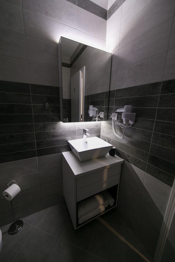 סמדרבו Guesthouse & Restaurant Tekovina מראה חיצוני תמונה