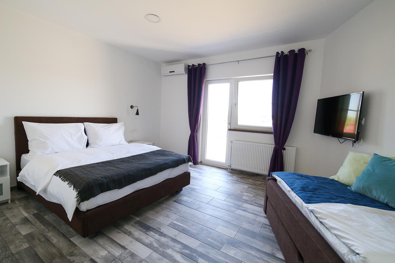 סמדרבו Guesthouse & Restaurant Tekovina מראה חיצוני תמונה